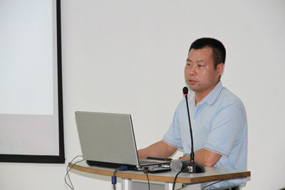 黎明家具董事长_黎明年轻照片