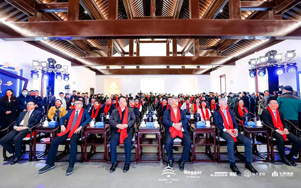 金隅天坛家具与乐卡智能五金、奥地利爱格、飞美地板战略合作签约仪式在京举办
